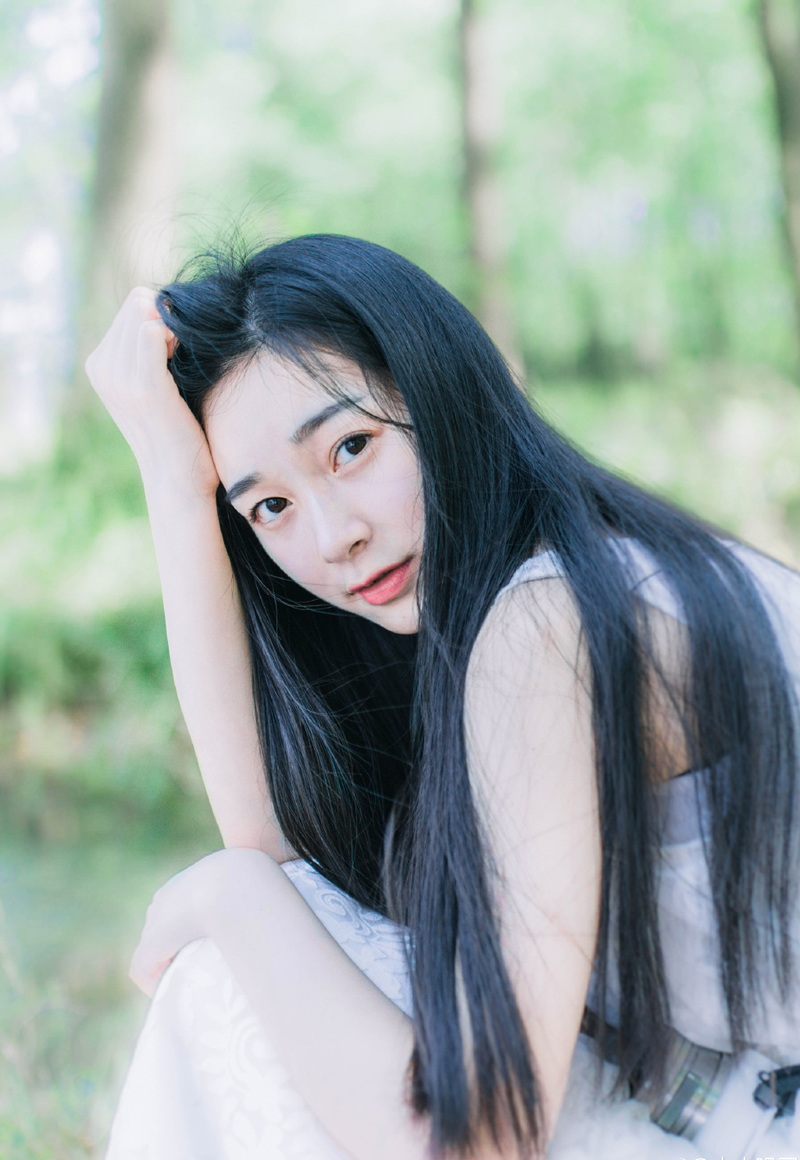 伏德不知道，因为只是单线输送，江东那边不会给自己任何回复，也没有要求自己做任何准备，只是伏德觉得这是一个好机会，但江东那边，未必会这样认为，或者说并没有想到会有这场瓢泼大雨，硬生生的错过了这个机会。